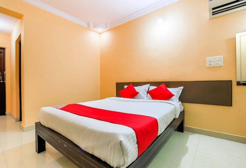 בית מלון כפרי Srinivas Residency By Oyo Rooms