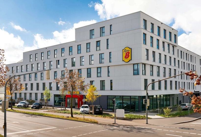 هتل Super 8 By Wyndham Augsburg