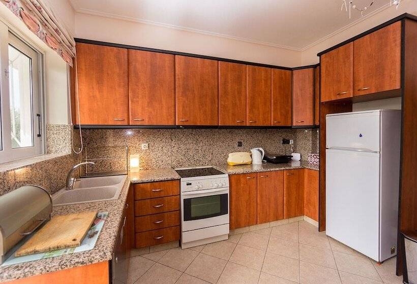 Lux Airport Apartment