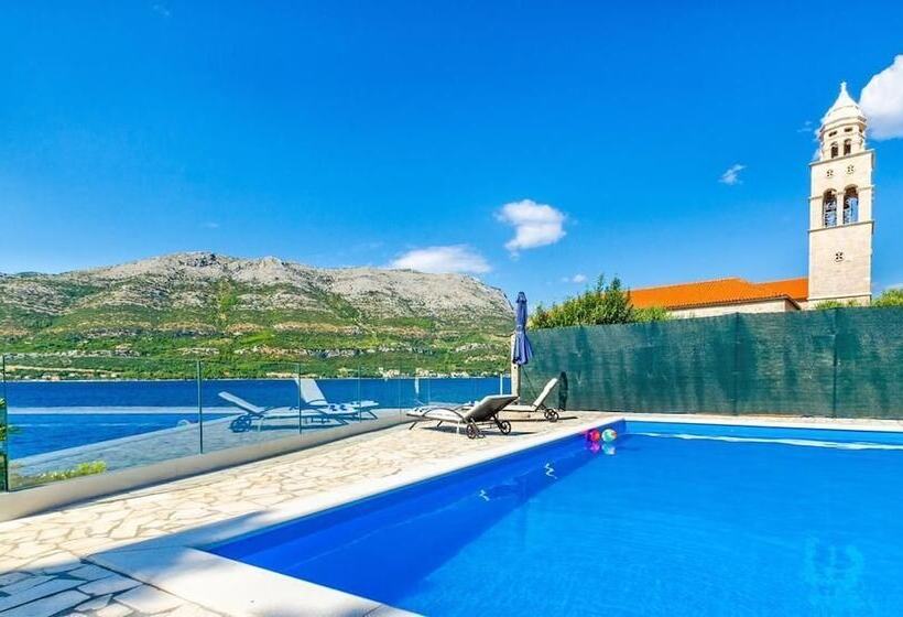 Luxury Villa Gabriela