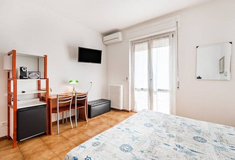 پانسیون Lia Rooms 4