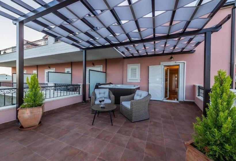 بنسيون San Mihael Luxury Rooms 1