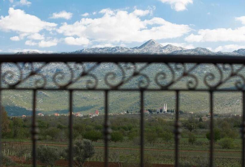 بنسيون San Mihael Luxury Rooms 1