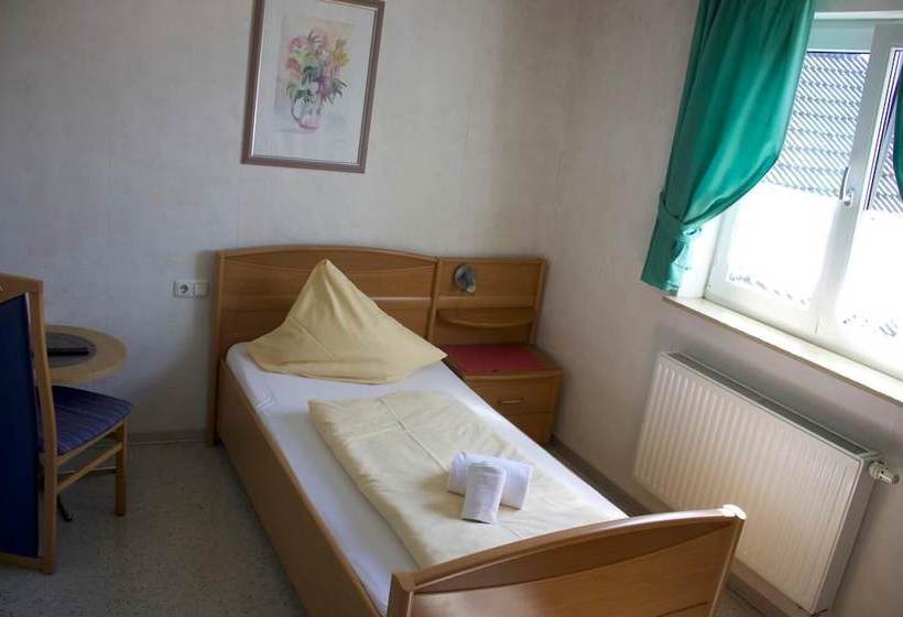 Pension Goldene Mitte