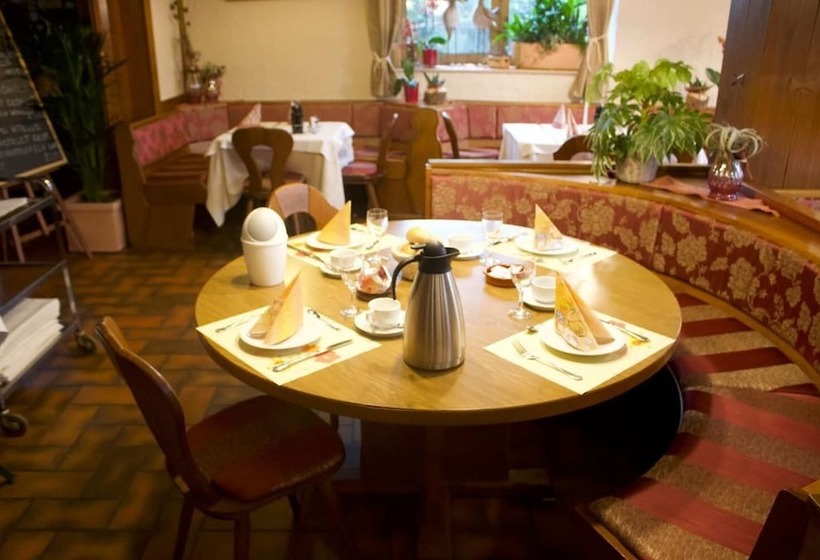 Pension Goldene Mitte