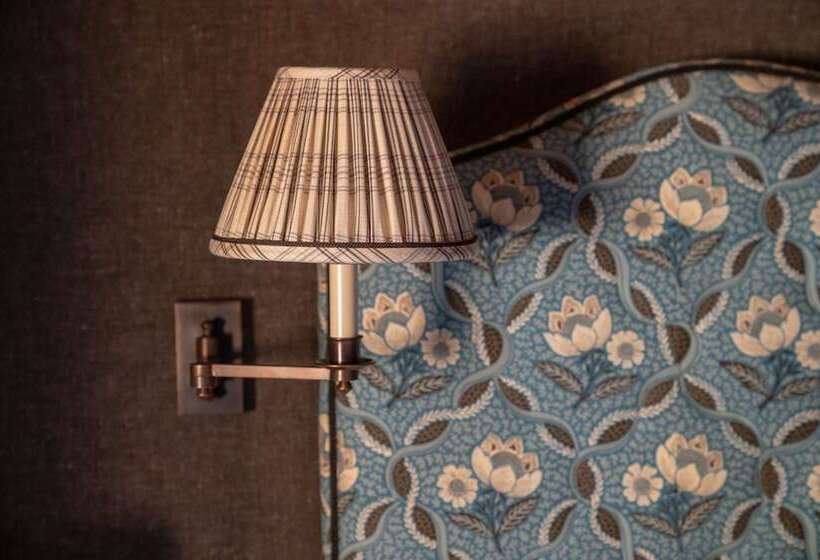 אתר נופש Eleven Chalet Hibou