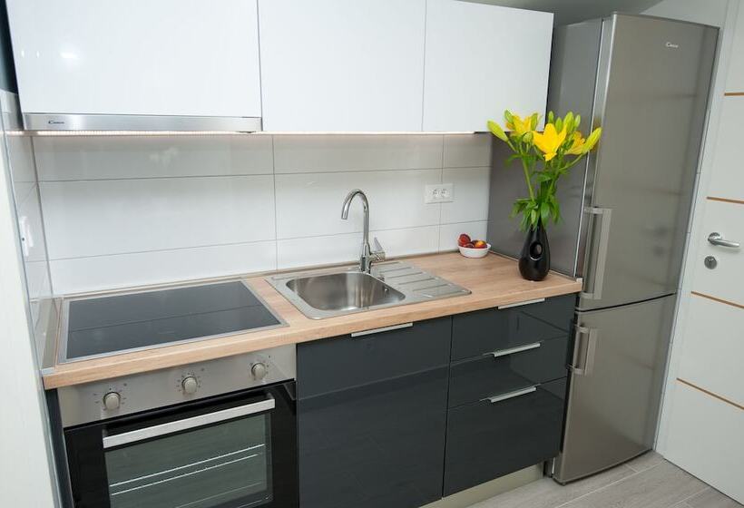 Seaside Luxury Suites