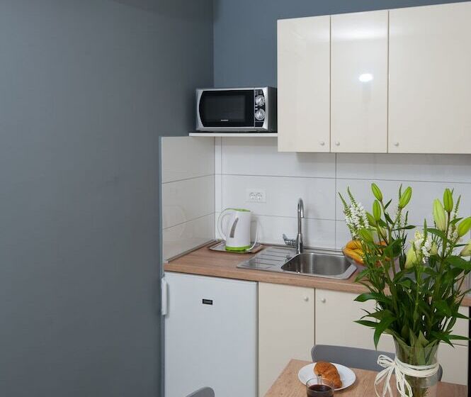 Seaside Luxury Suites