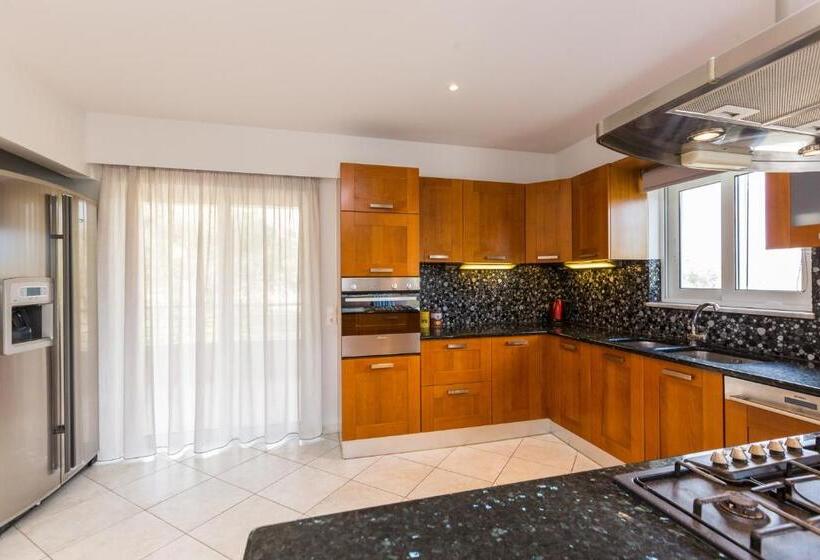 Villa Aelia I Modern & Ideal For Large Groups