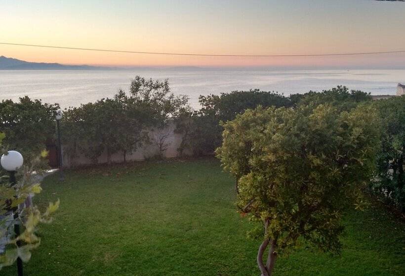 Villa Anastasia Beach Front