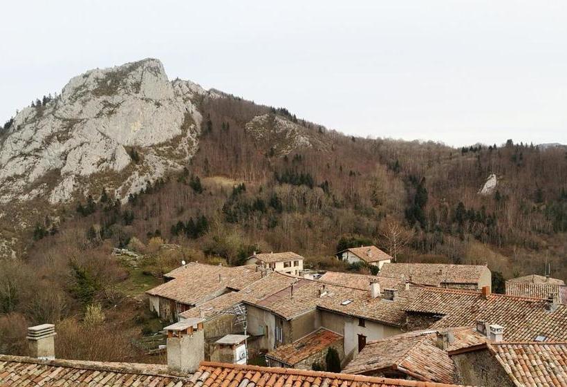 ベッドアンドブレックファースト La Maison Sous Le Château