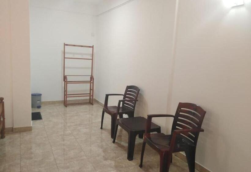 בית מלון כפרי Emerald Guest House