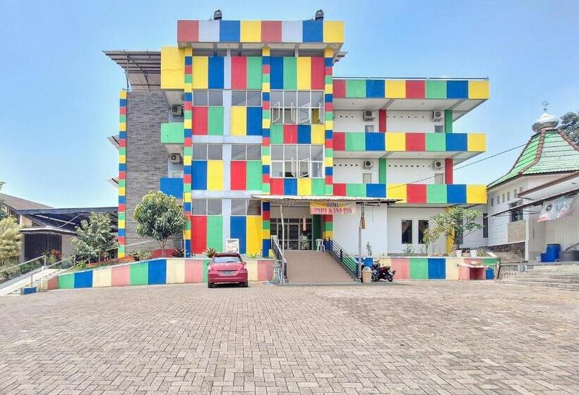 فندق Papa Kana Farm Mitra Reddoorz At Pacet Mojokerto