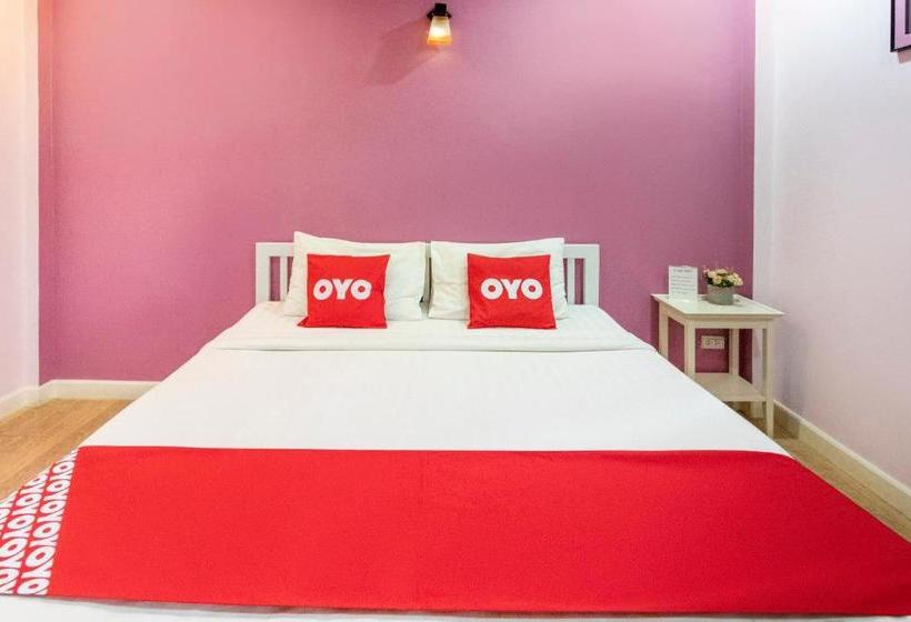 호텔 Oyo 798 Reurn Mareena Resort