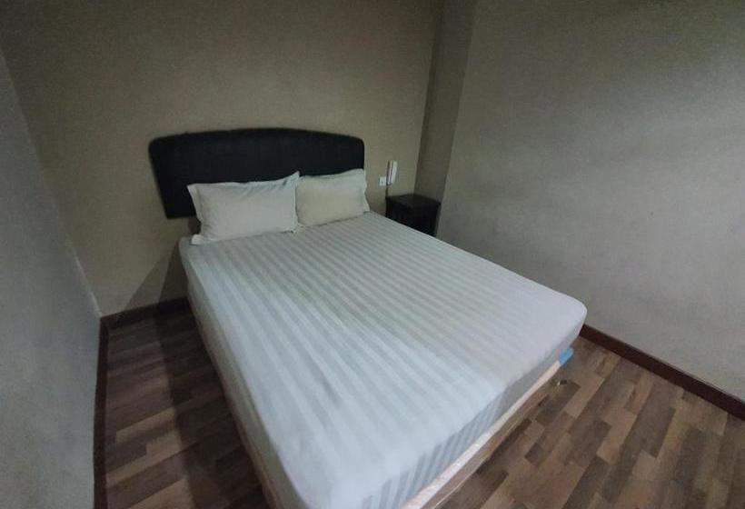 فندق Oyo 89970 Dg