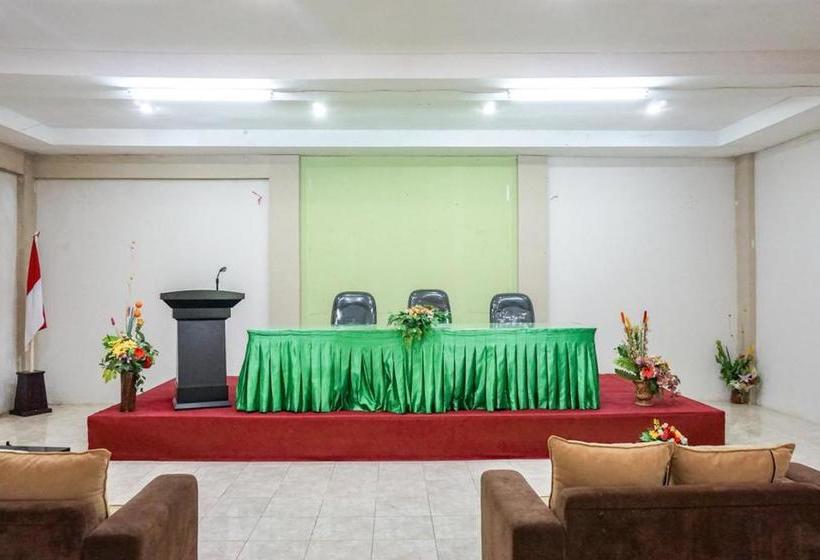 בית מלון כפרי Reddoorz Near Jalan Yos Sudarso Manokwari
