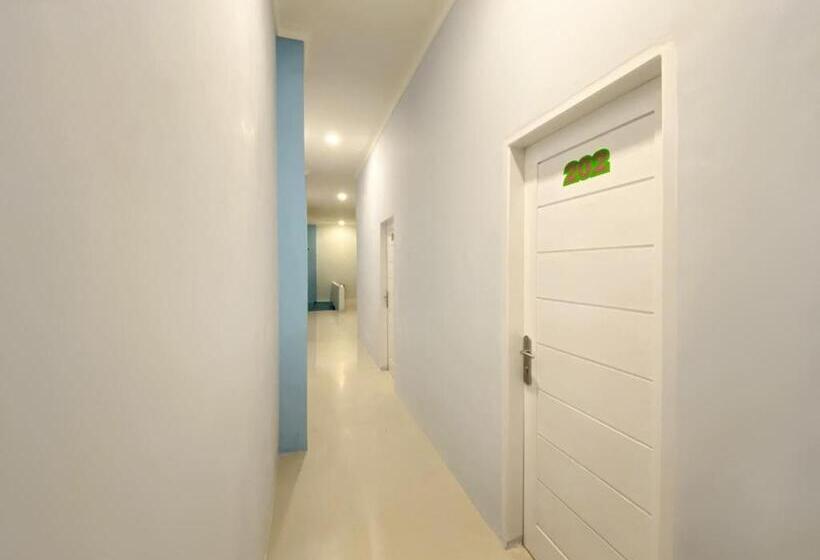 酒店 Reddoorz Syariah Near Pantai Padang 2