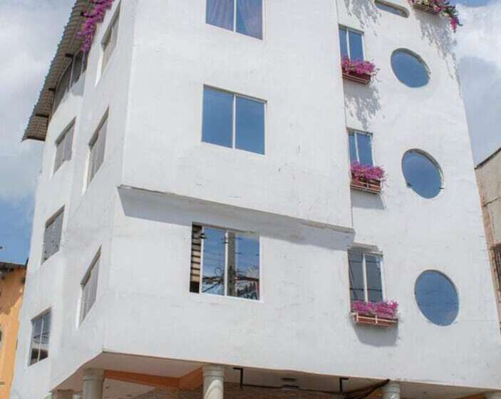 هتل Timon Del Shaddai