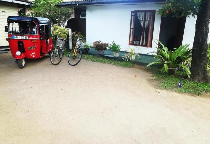 Пансион Arani Homestay