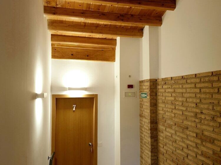 ペンション B&b La Atalaya