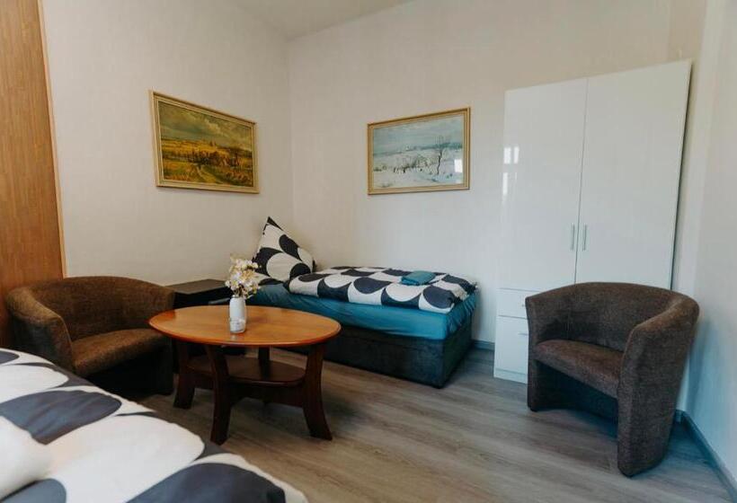 ペンション Kotva