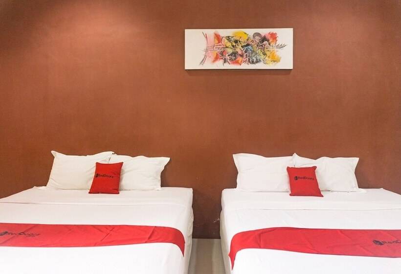 ペンション Reddoorz Syariah @ Garuda Street Sumbawa