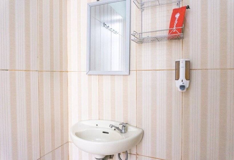 ペンション Reddoorz Syariah @ Garuda Street Sumbawa