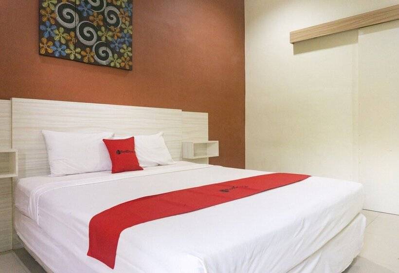 Пансион Reddoorz Syariah @ Garuda Street Sumbawa