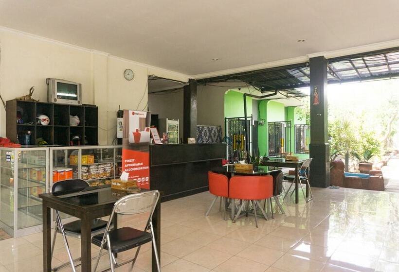 Пансион Reddoorz Syariah @ Garuda Street Sumbawa