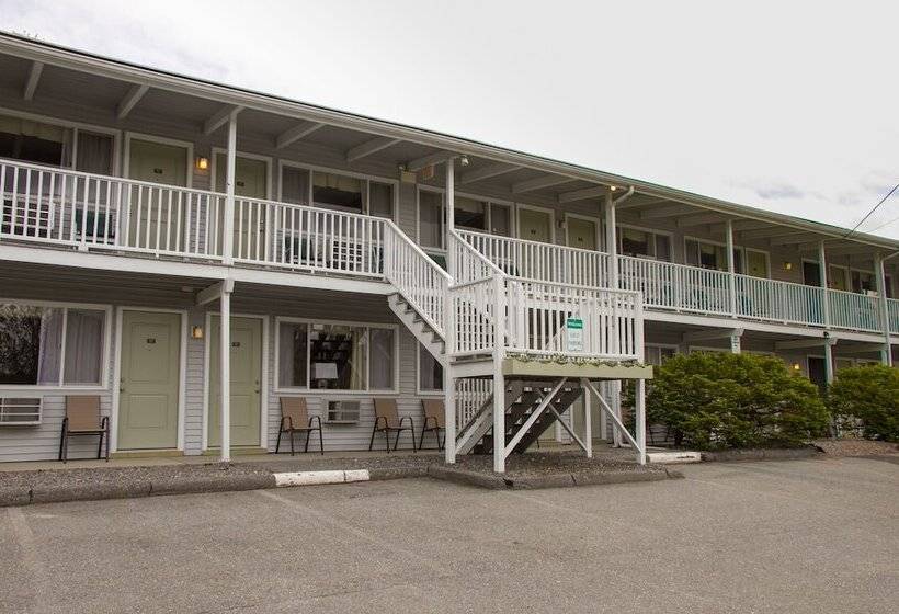 Bar Harbor Villager Motel   Downtown
