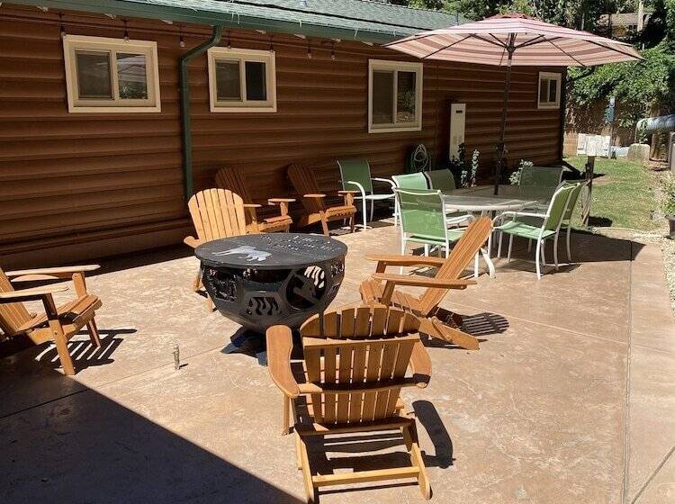 호텔 Arnold Meadowmont Lodge