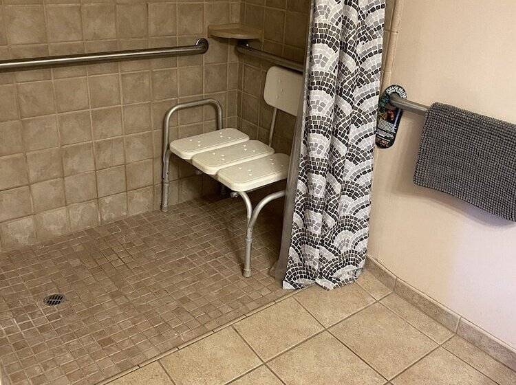 호텔 Arnold Meadowmont Lodge