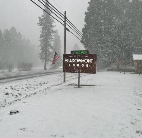 호텔 Arnold Meadowmont Lodge