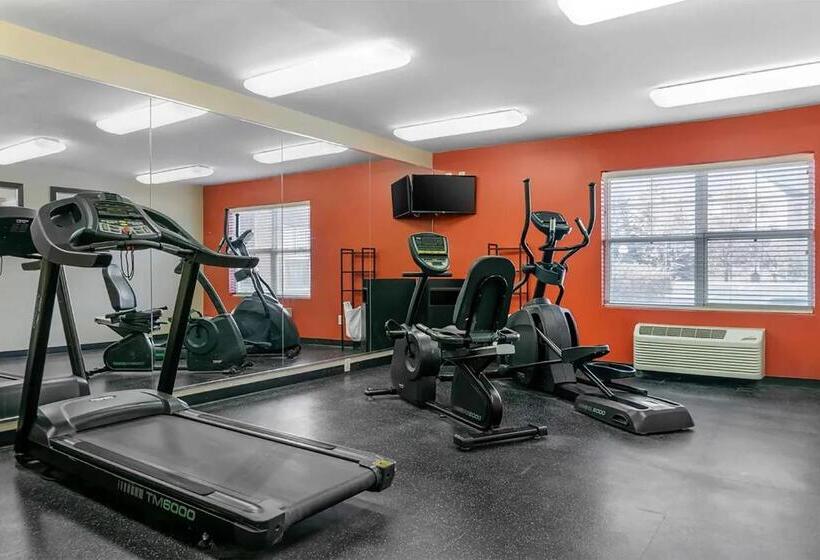 בית מלון כפרי Baymont By Wyndham Auburn Hills South