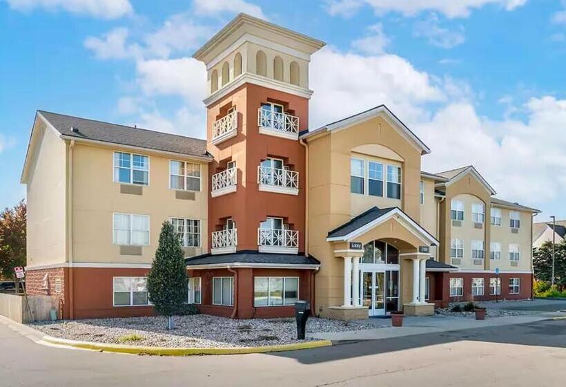 בית מלון כפרי Baymont By Wyndham Auburn Hills South