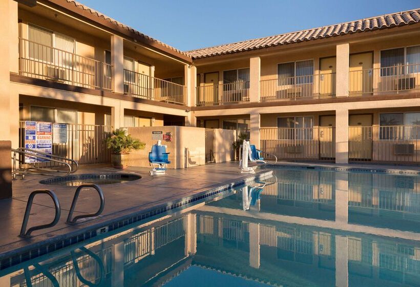 בית מלון כפרי Best Western Desert Winds