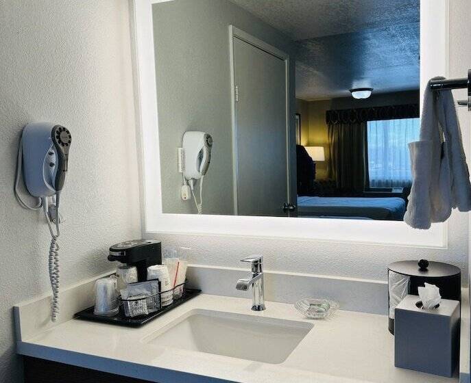 בית מלון כפרי Best Western Desert Winds