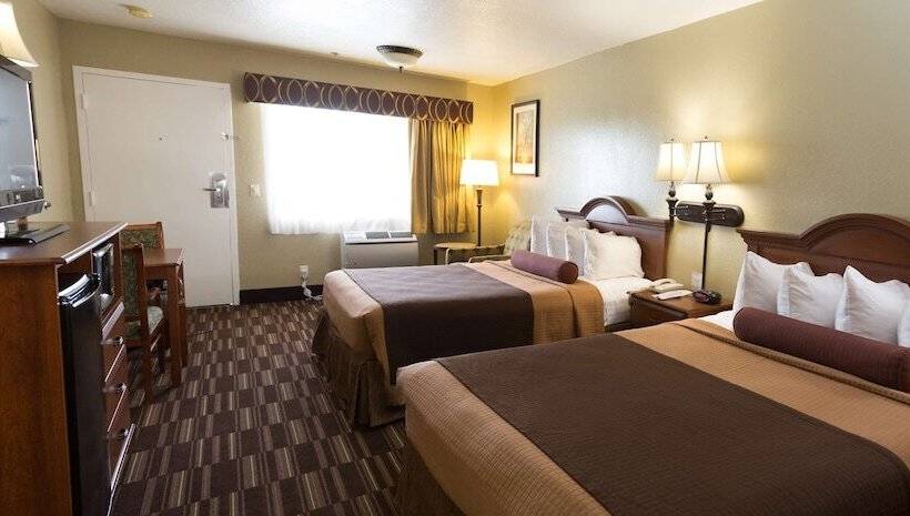 בית מלון כפרי Best Western Desert Winds