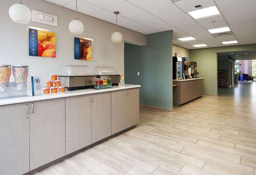 בית מלון כפרי Best Western Fort Myers Inn And Suites