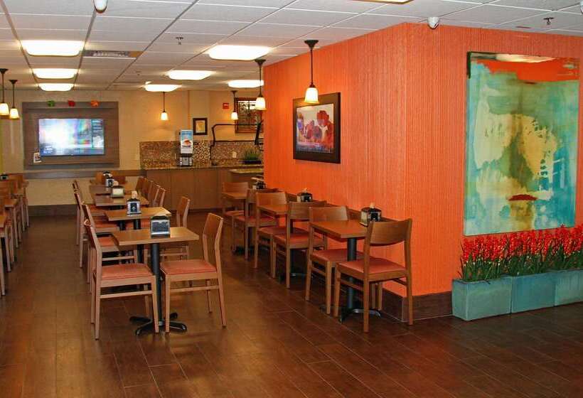 호텔 Best Western Plus Universal Inn