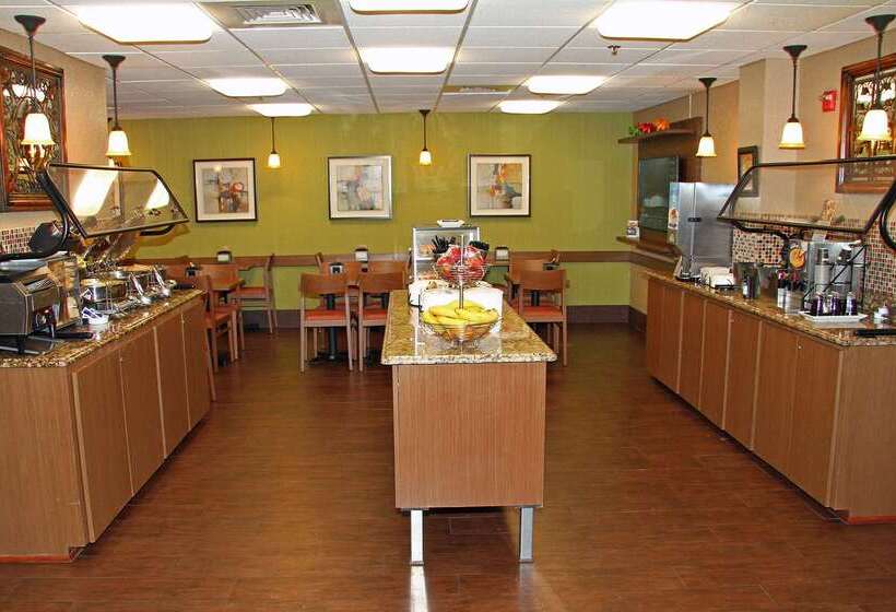 호텔 Best Western Plus Universal Inn