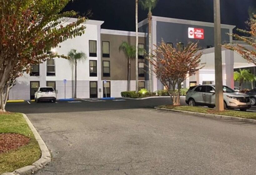 호텔 Best Western Plus Universal Inn