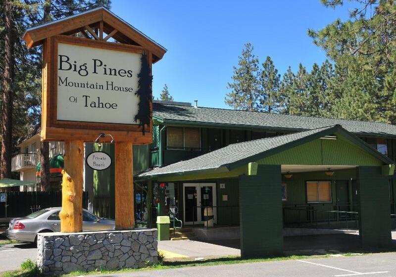 בית מלון כפרי Big Pines Mountain House