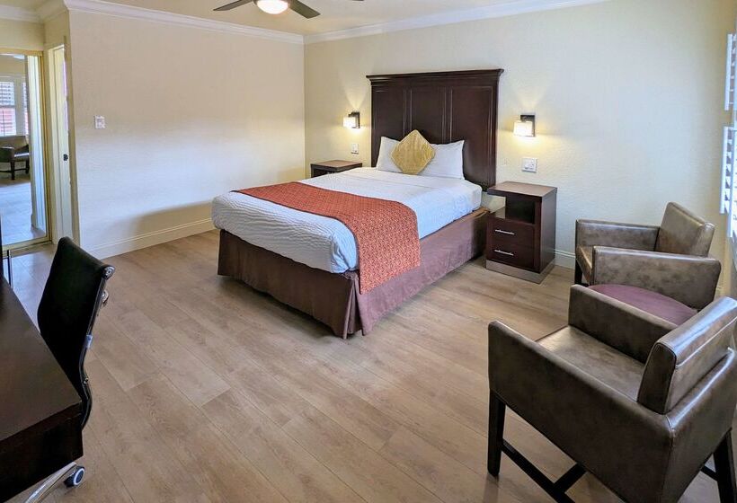 فندق Clarion  Collection Wilkie S Inn Pacific Grove  Monterey