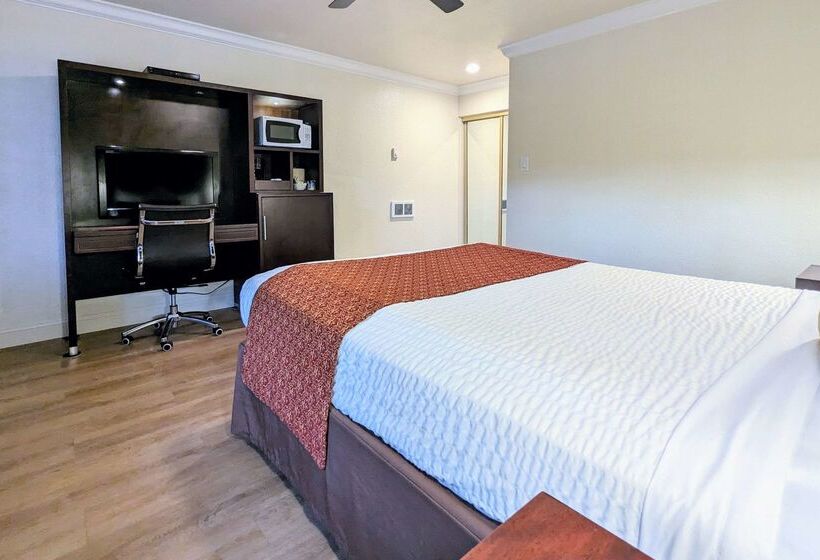 فندق Clarion  Collection Wilkie S Inn Pacific Grove  Monterey