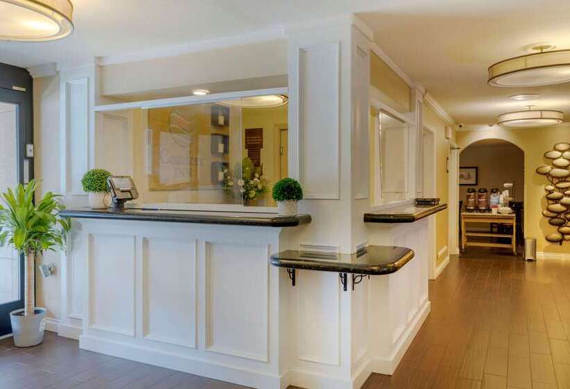 هتل Comfort Inn Gaslamp Convention Center