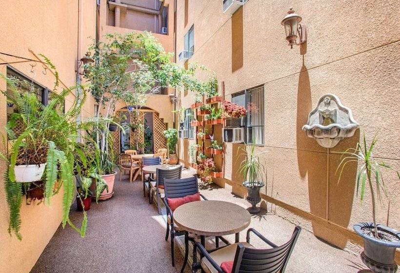 בית מלון כפרי Comfort Inn Gaslamp Convention Center