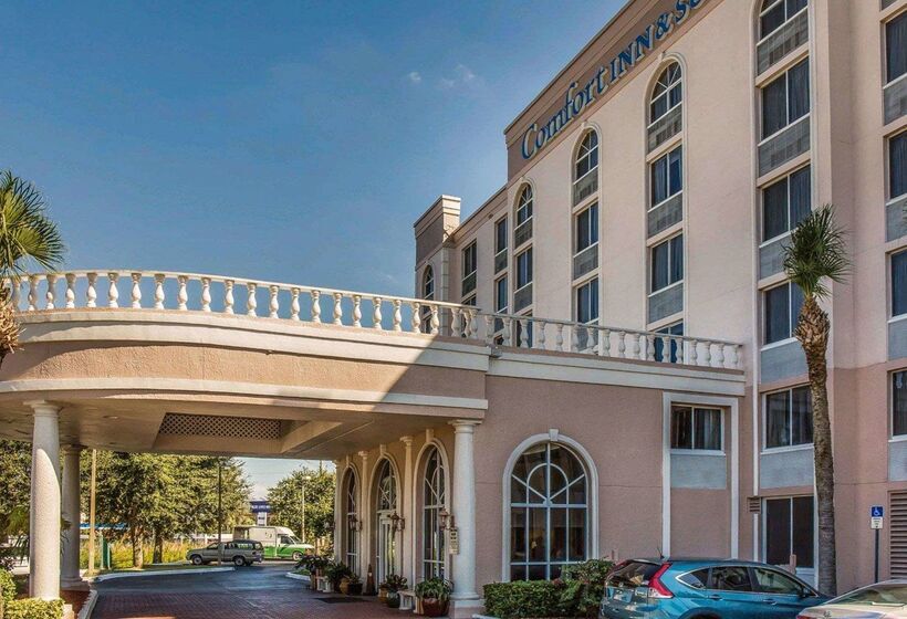בית מלון כפרי Comfort Inn & Suites Lakeland North I4