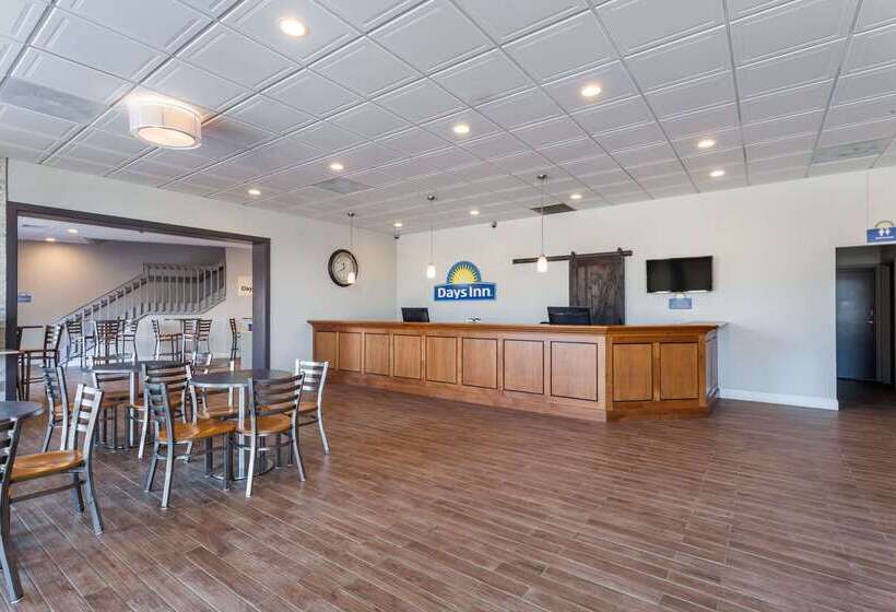 ホテル Days Inn & Suites By Wyndham Lancaster Amish Country