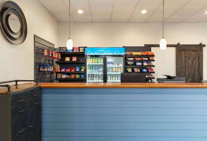 ホテル Days Inn & Suites By Wyndham Lancaster Amish Country